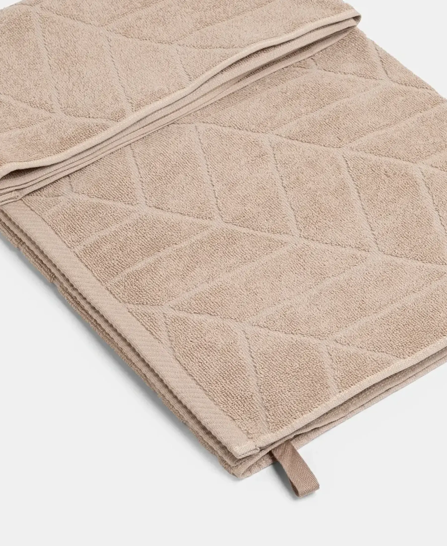 Cotton Terry Ultrasoft and Durable Patterned Bath Towel - Nomad - Image 4