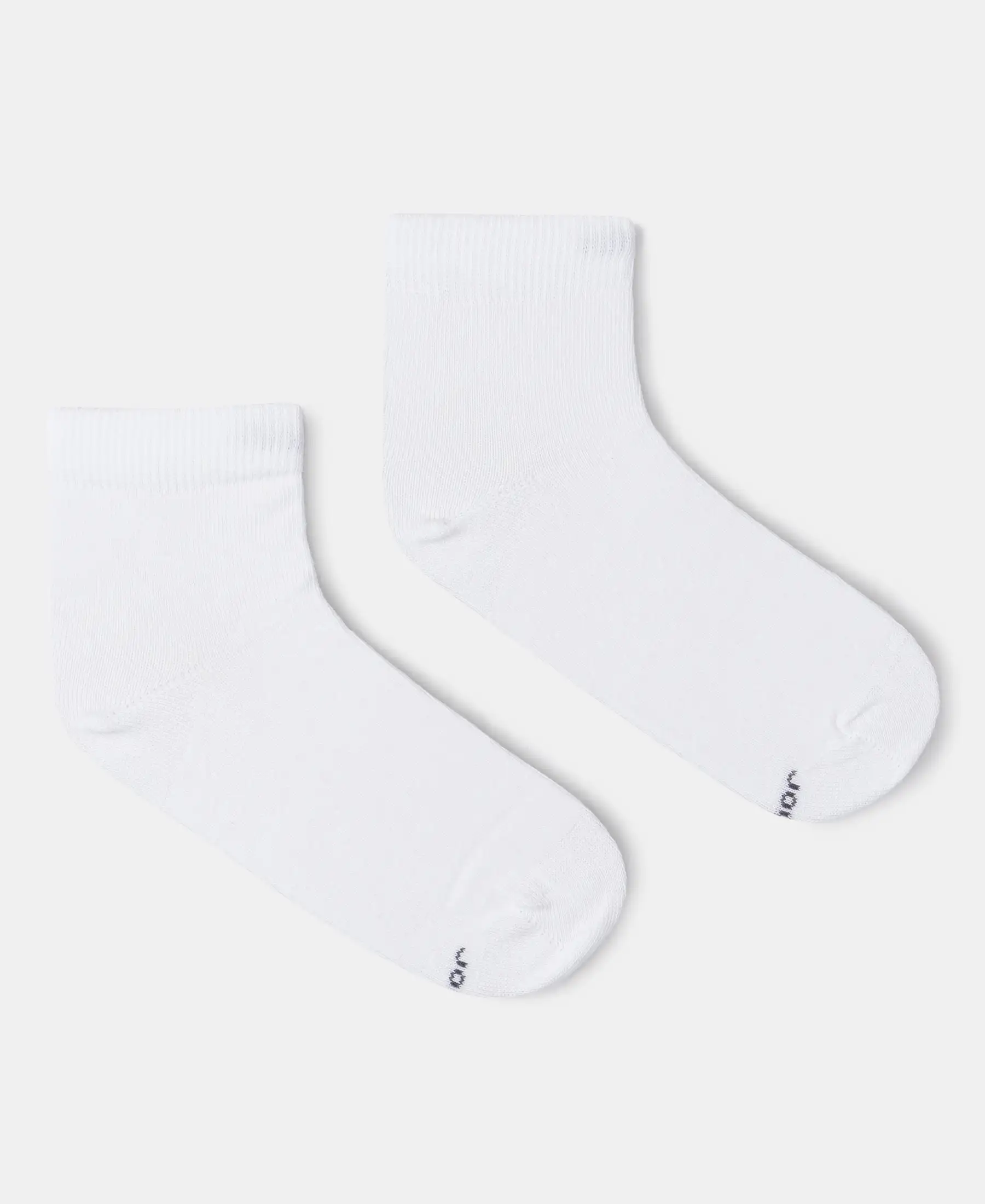 Kid's Compact Cotton Stretch Solid Ankle Length Socks With StayFresh Treatment - White (Pack of 2) - Image 2