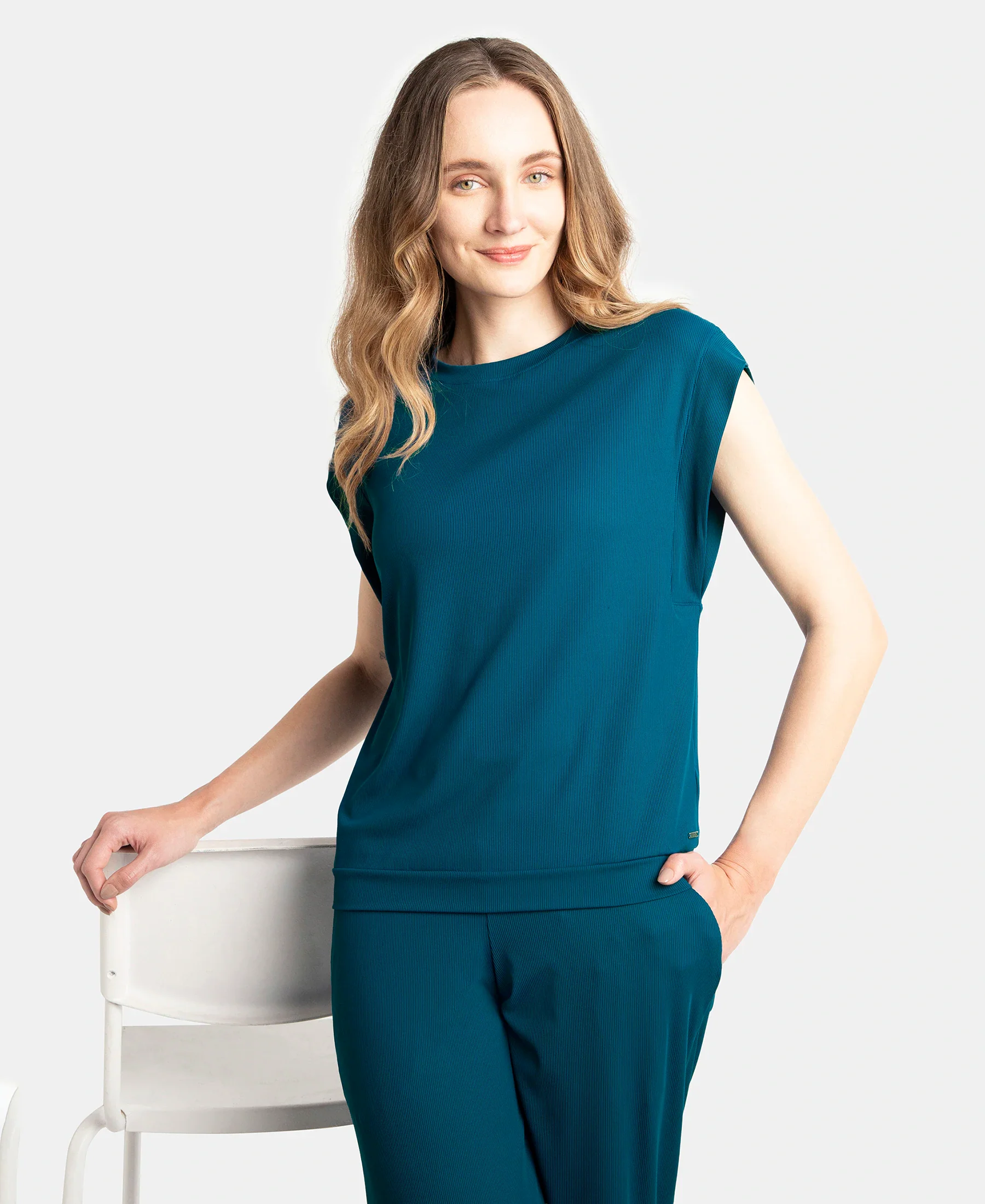 Microfiber Elastane Stretch Hybrid Tank Top with Ribbed Sleeves - Poseidon - Image 5