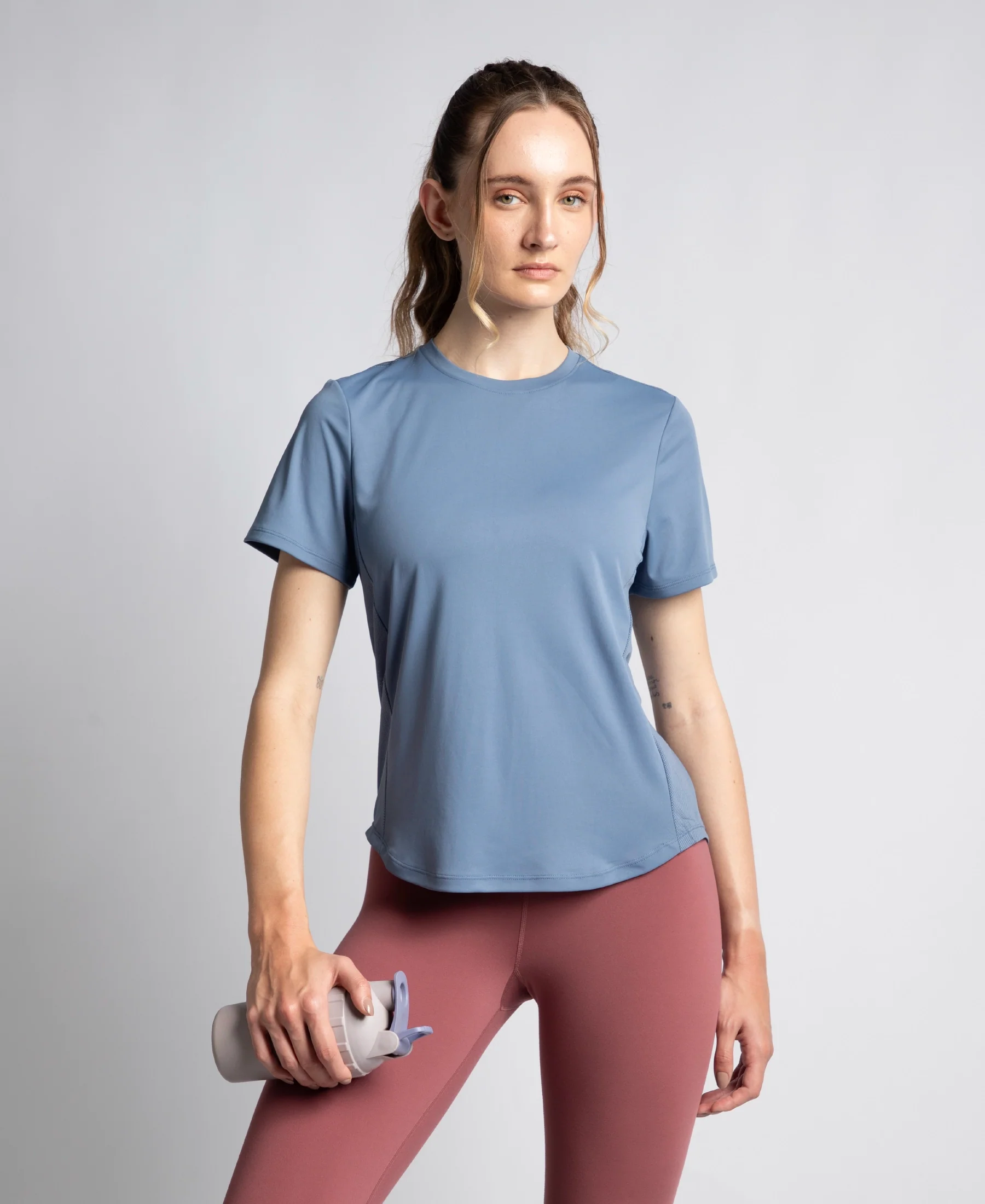 Microfiber Fabric Regular Fit Half Sleeve Breathable Mesh T-Shirt with Curved Hem Styling - Frost - Image 5