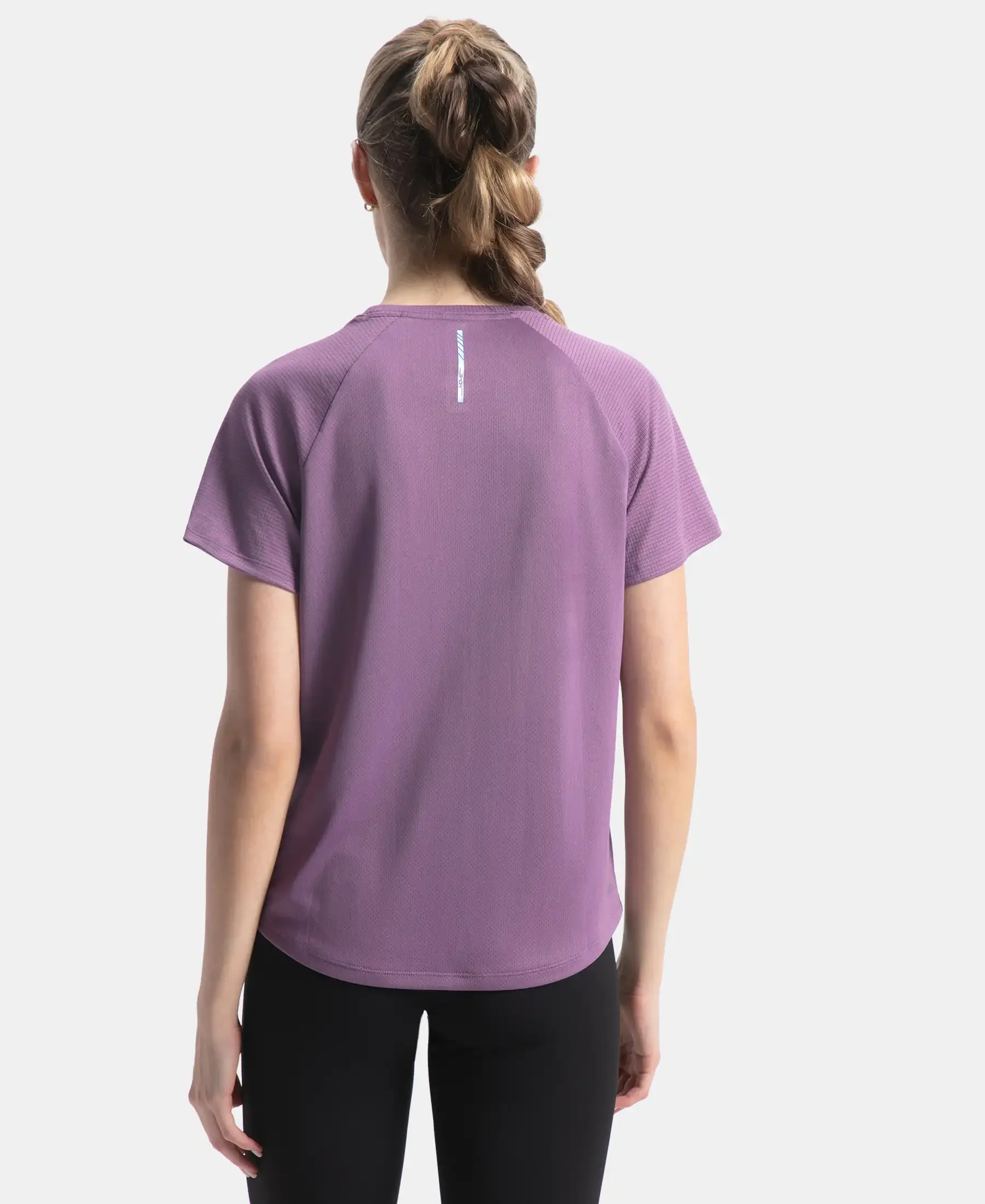 Microfiber Fabric Relaxed Fit Half Sleeve Breathable Mesh T-Shirt - Chinese Violet - Image 3