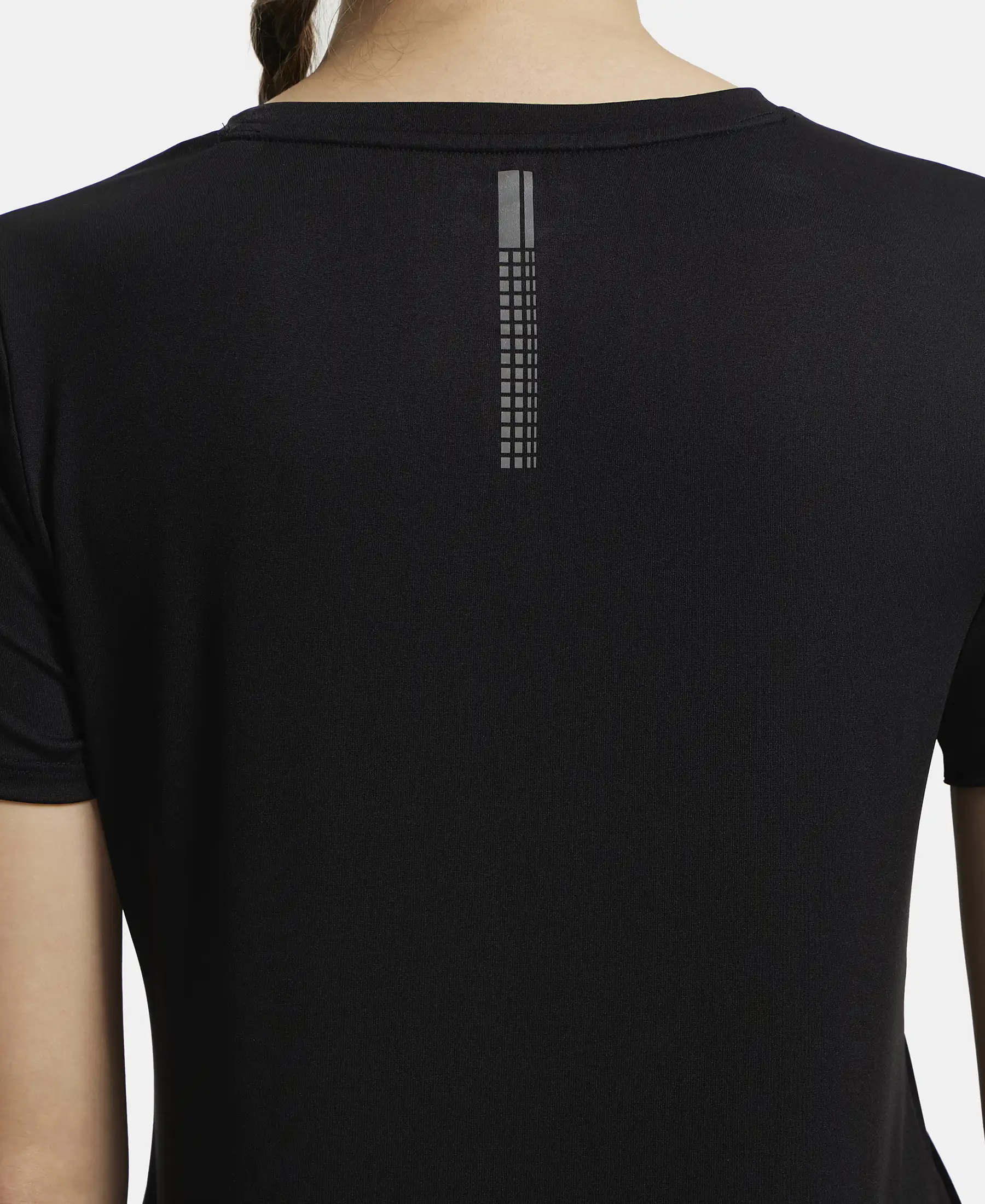 Microfiber Polyester Fabric Relaxed Fit Solid Round Neck Half Sleeve T-Shirt - Black - Image 9
