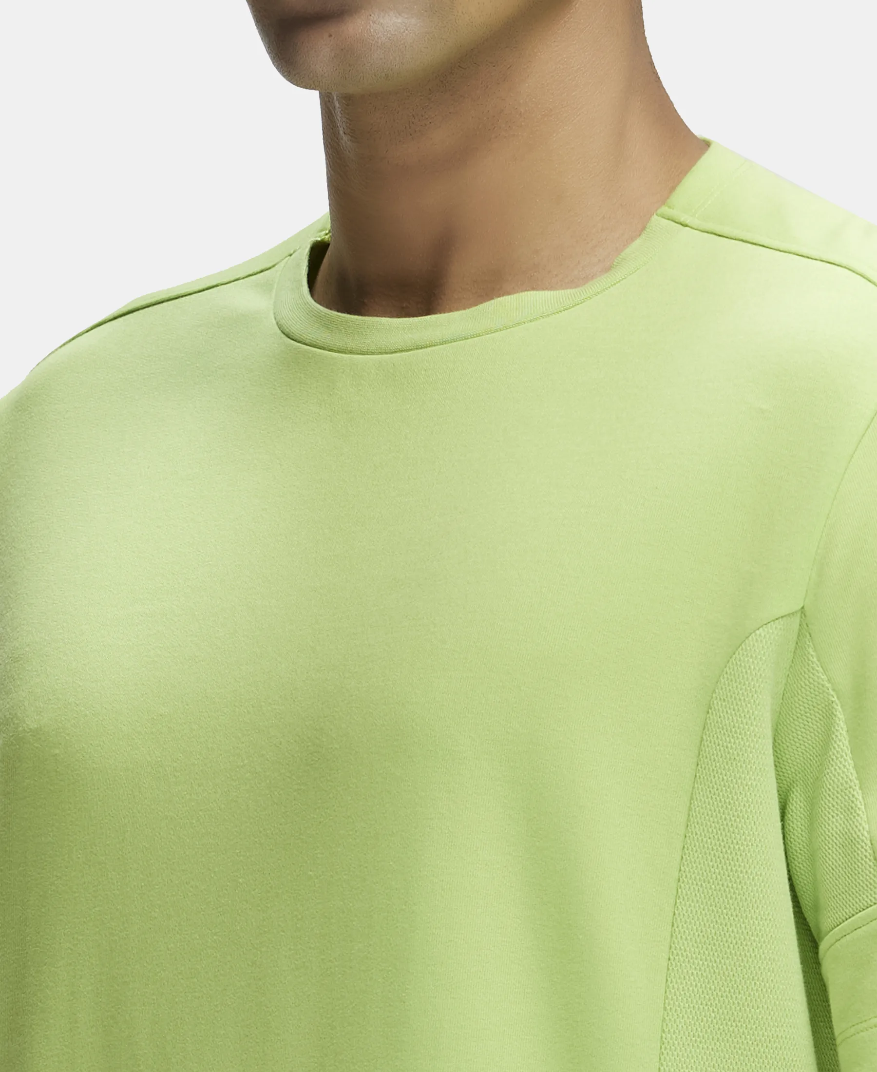 Super Combed Cotton Blend Solid Round Neck Half Sleeve T-Shirt with Breathable Mesh - Green Glow - Image 7