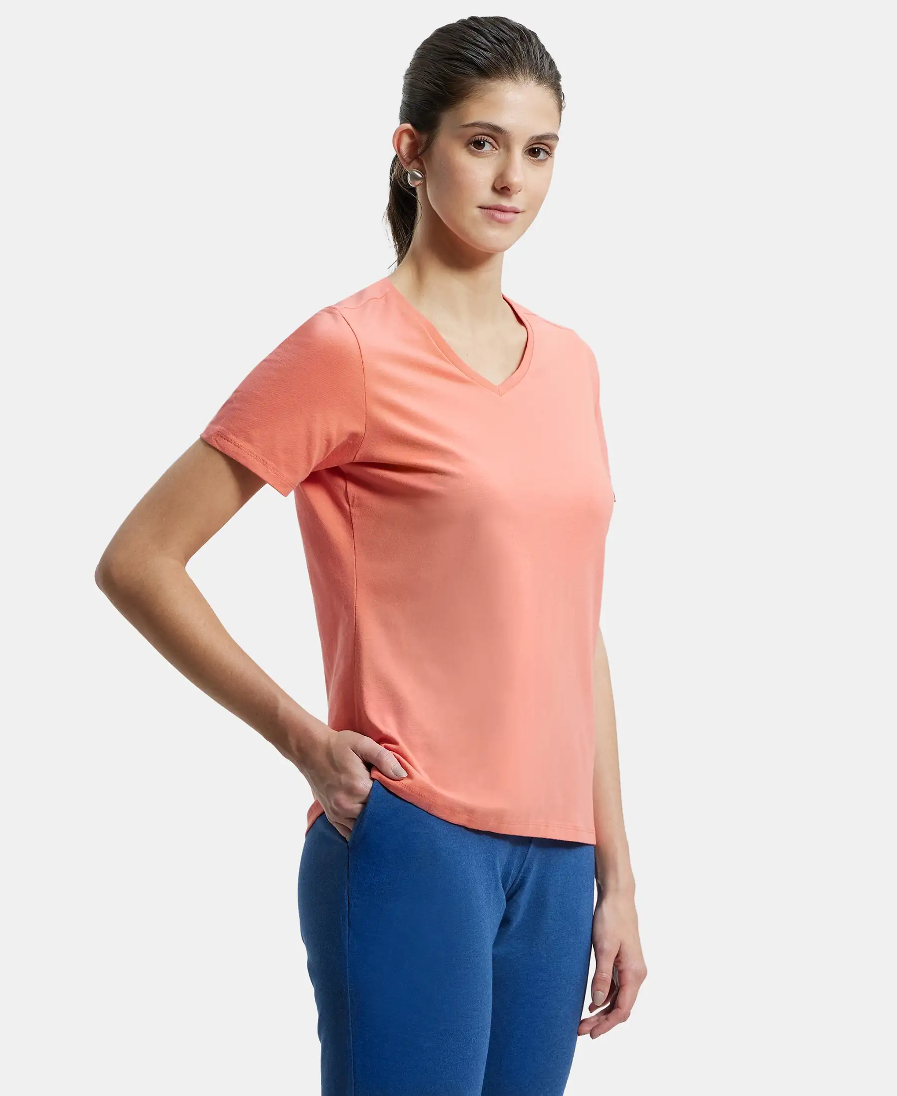 Super Combed Cotton Elastane Stretch Regular Fit Solid V Neck Half Sleeve T-Shirt - Blush Pink - Image 2