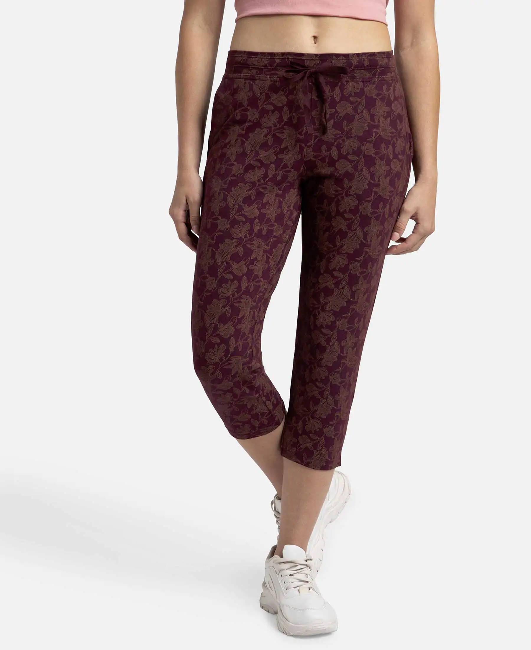 Super Combed Cotton Elastane Stretch Slim Fit Printed Capri with Side Pockets - Wine Tasting Printed