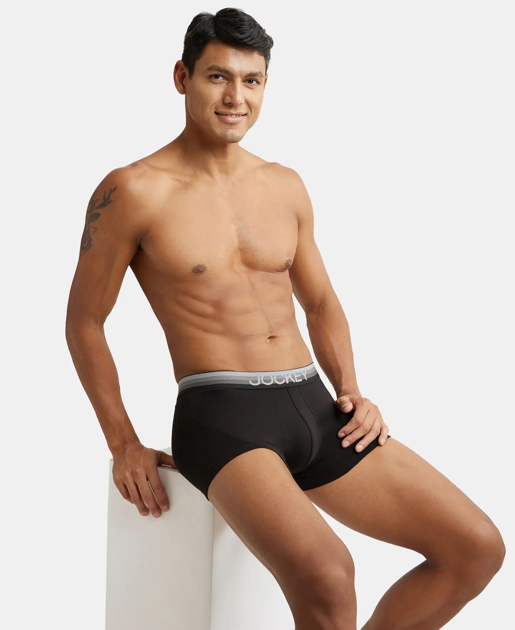 Super Combed Cotton Elastane Stretch Solid Trunk with Ultrasoft Waistband - Black - Image 5