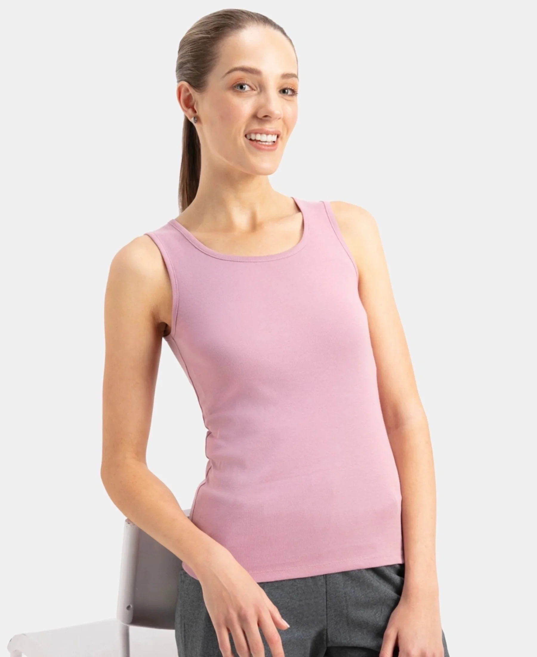 Super Combed Cotton Rib Fabric Slim Fit Solid Tank Top - Lilas - Image 5