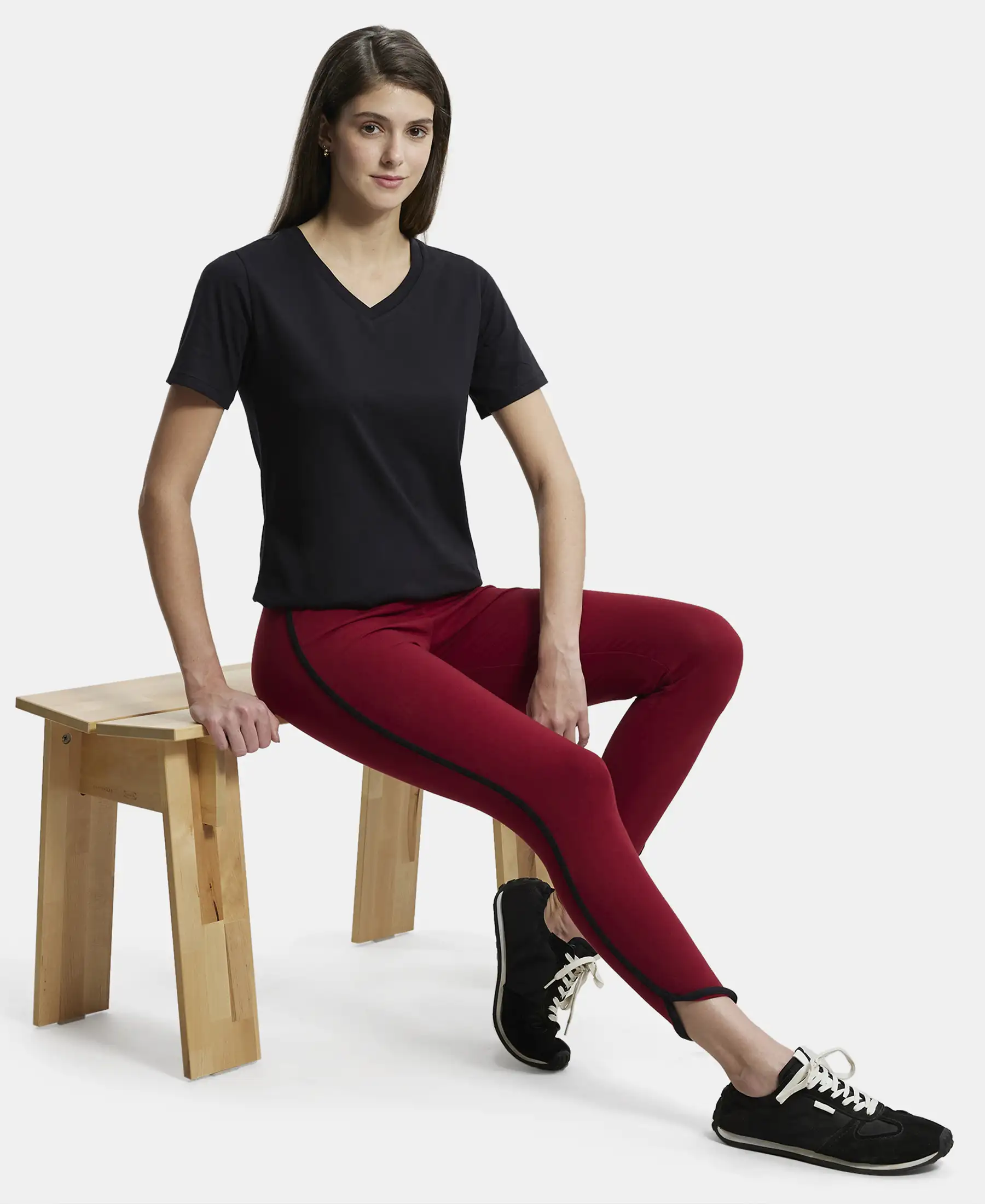 Super Combed Cotton Rich Fabric Relaxed Fit V-Neck Half Sleeve T-Shirt - Black - Image 6