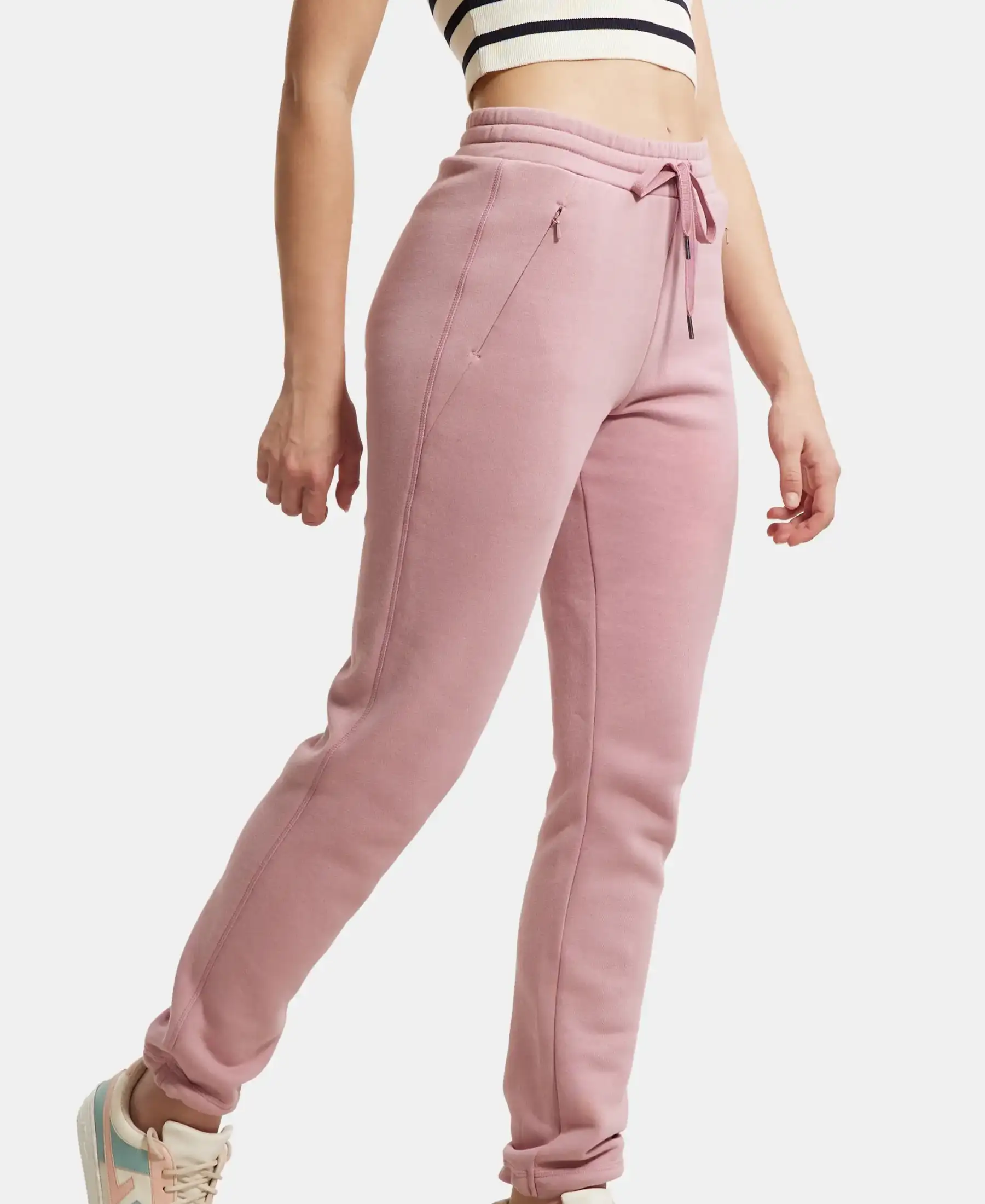 Super Combed Cotton Rich Fleece Fabric Straight Fit Trackpants with Zipper Pockets - Lilas - Image 5