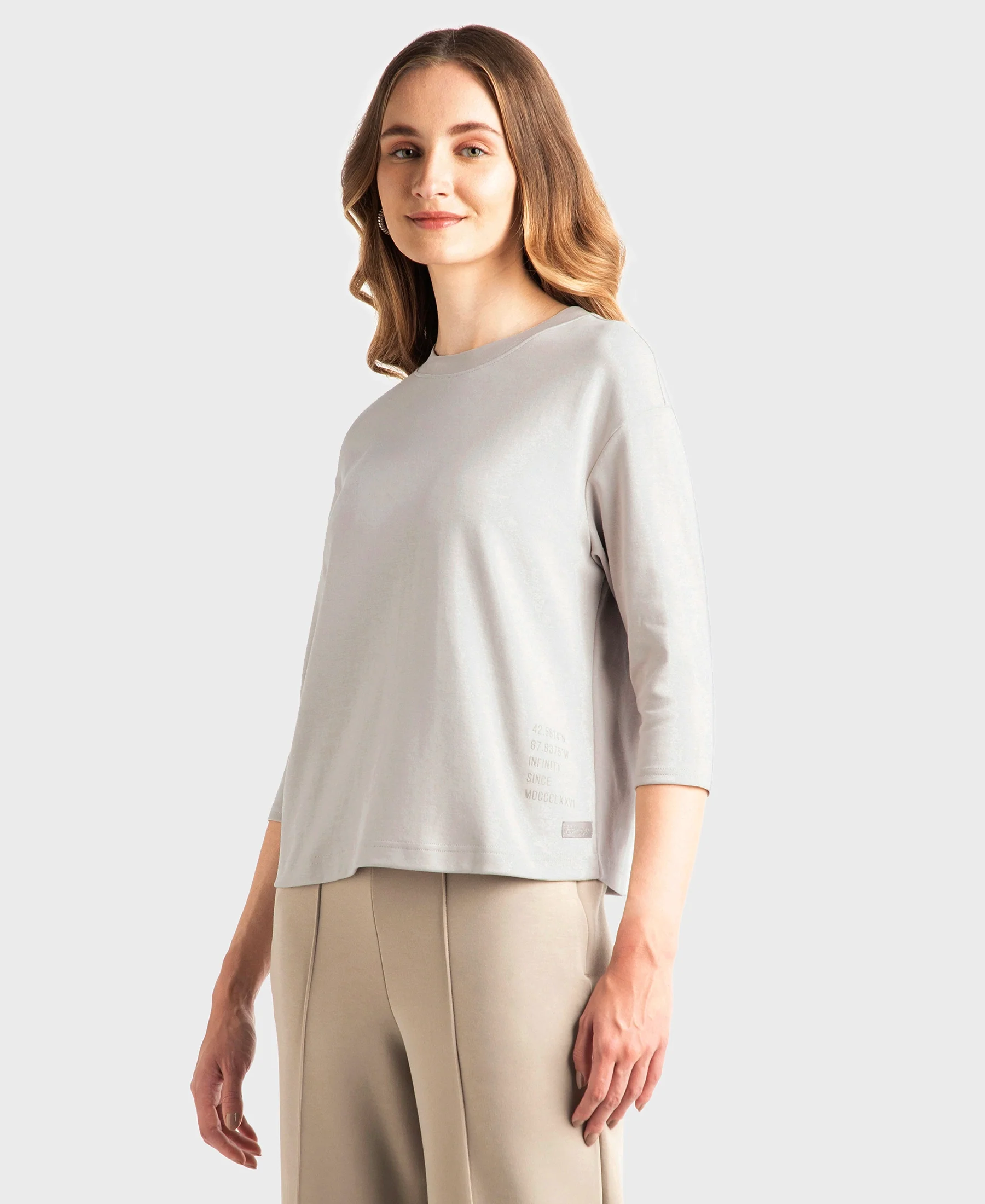 Super Combed Cotton Rich Three Quarter Sleeve Graphic Printed T-Shirt - Dove - Image 2