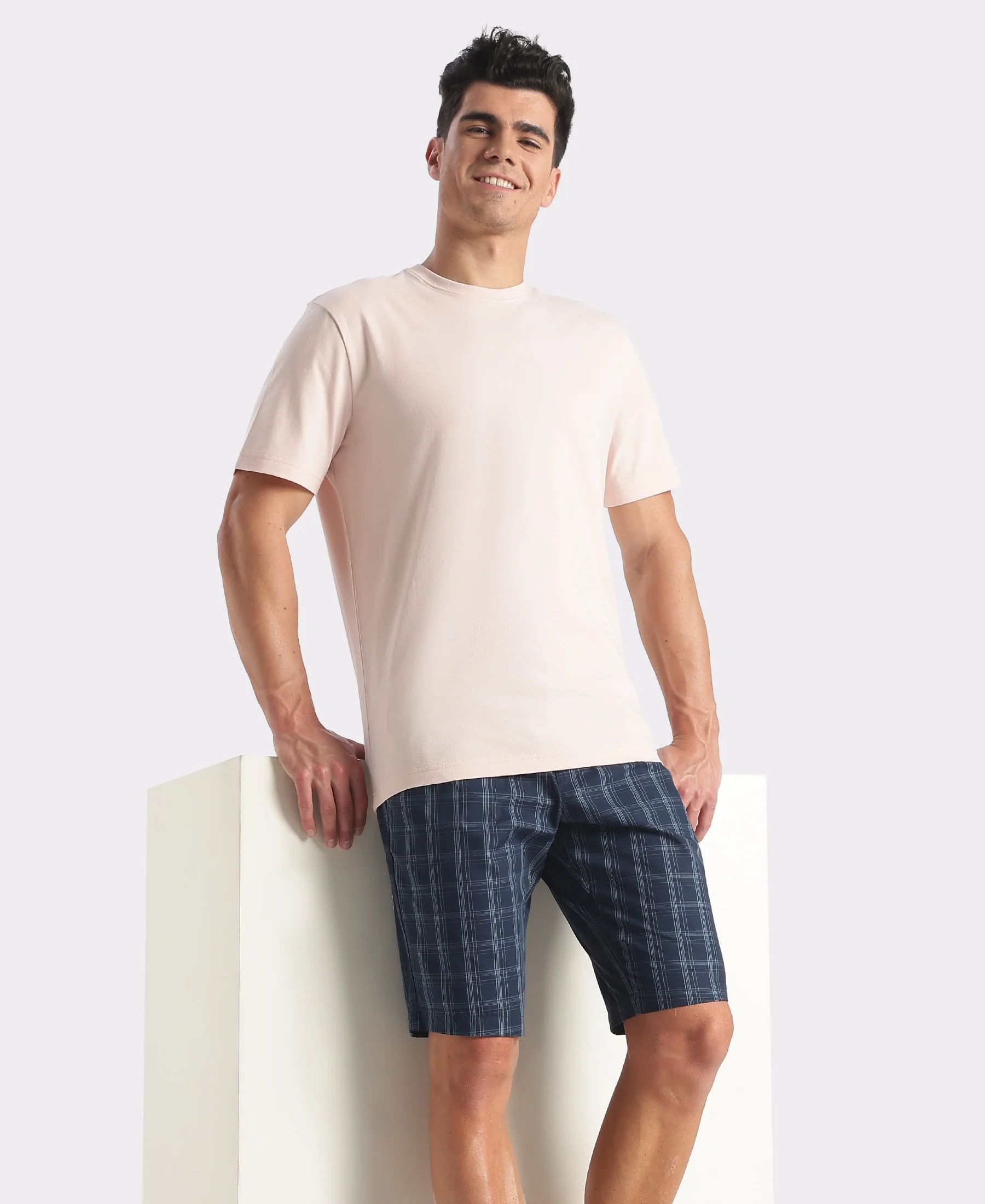 Super Combed Mercerized Cotton Woven Fabric Regular Fit Checkered Bermuda with Side Pockets - New Navy - Image 5